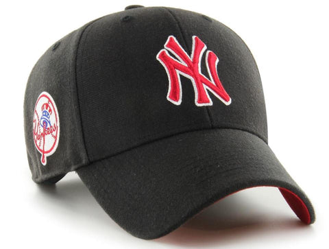 MLB New York Yankees Sure Shot '47 Snap